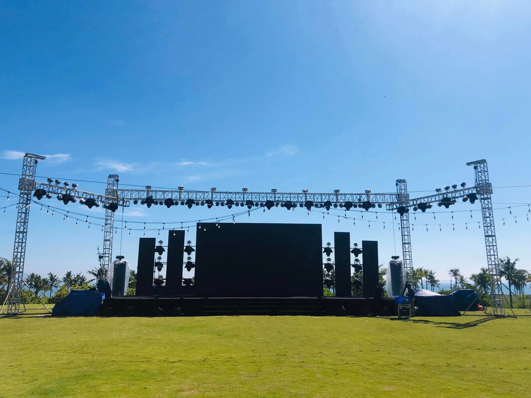 Premium Stage Led Screen Rental Display Panels For Background 6.8kg