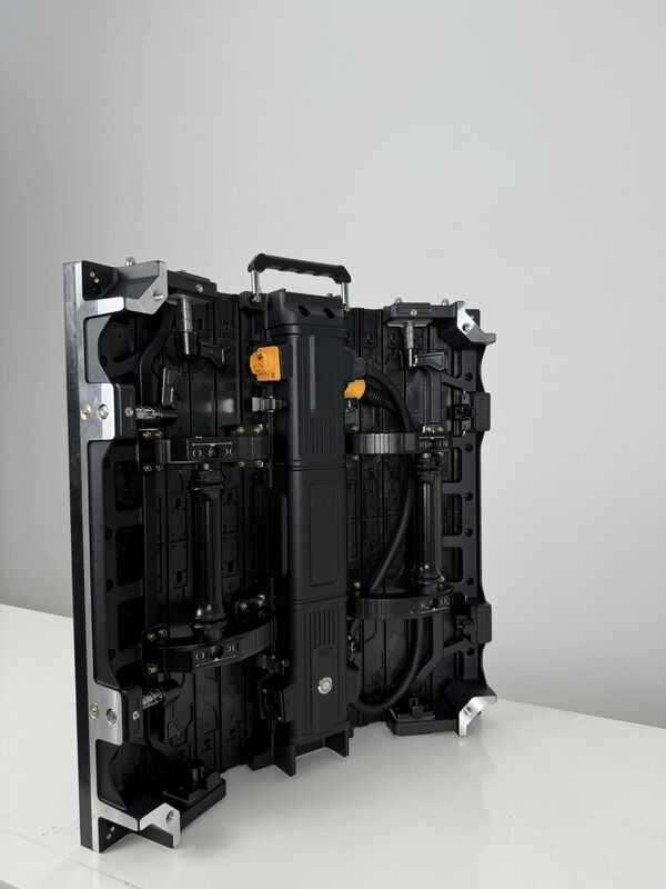 Portable Curved P3.9 Led Screen Rental For Indoor Exhibitions Custom Shaped