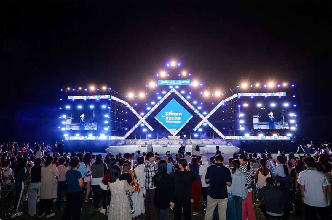 Guide Visual P2.9 High-Resolution LED Video Wall Panels for Indoor/Outdoor Events & Rentals