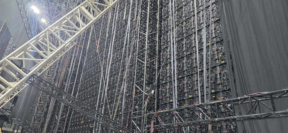 Guide Visual G10 Modular LED Display Panels Custom LED Screen for Indoor and Outdoor Use