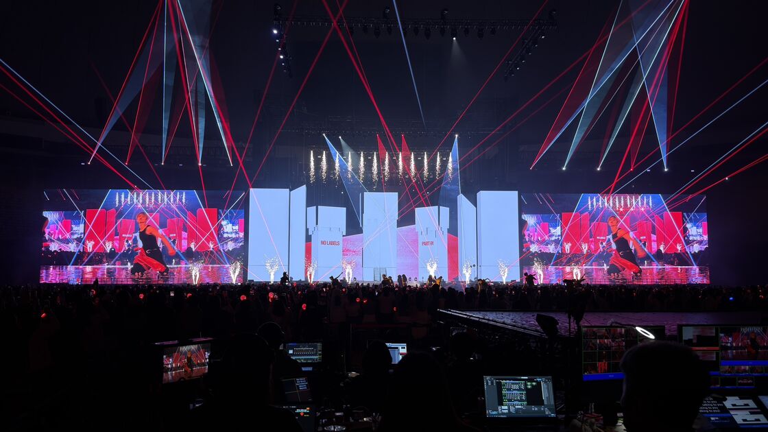 GS Outdoor Rental LED Screen P3.91, 12.7kg Push Resistance, High Durability for Touring