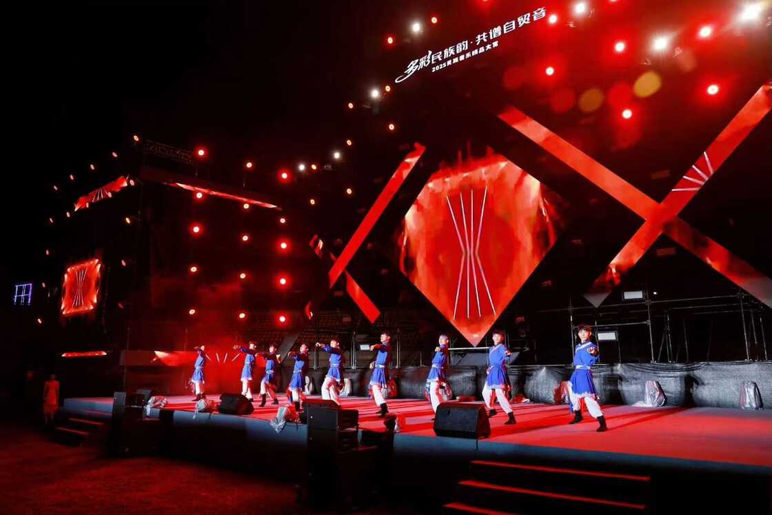 Guide Visual GS Series P4.81 Outdoor Rental LED Display 5000nit IP65 for Billboard, 7680Hz Dual Backup