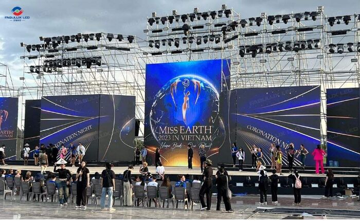 Guide Visual G10 P2.97 Outdoor LED Display – High Brightness Rental Screen for Extreme Outdoor Events