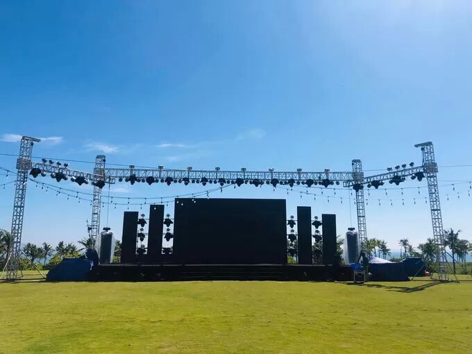 Guide Visual GS Series P4.81 Outdoor Rental LED Display for Entry Level Rental, 5000nit IP65 7680Hz CE