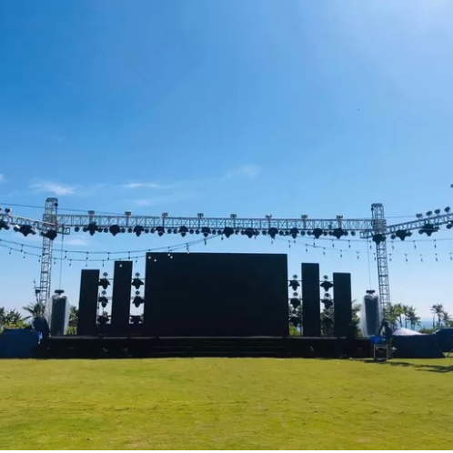 Guide Visual GS Portable P3.91 P2.6 LED Pantalla – 500×500mm 500x1000mm Stage LED Wall for Touring Shows & Music Festivals