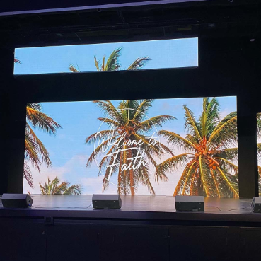 P2.6 LED Video Wall with 7680Hz Refresh Rate and Lightweight Modular Cabinet for Professional Events