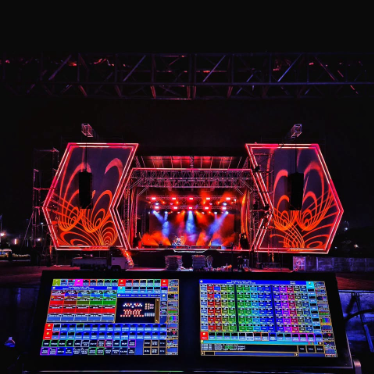 P3.91 Outdoor Rental LED Video Wall Display with 7680Hz Refresh Rate and 4500CD/m² Brightness for Concerts